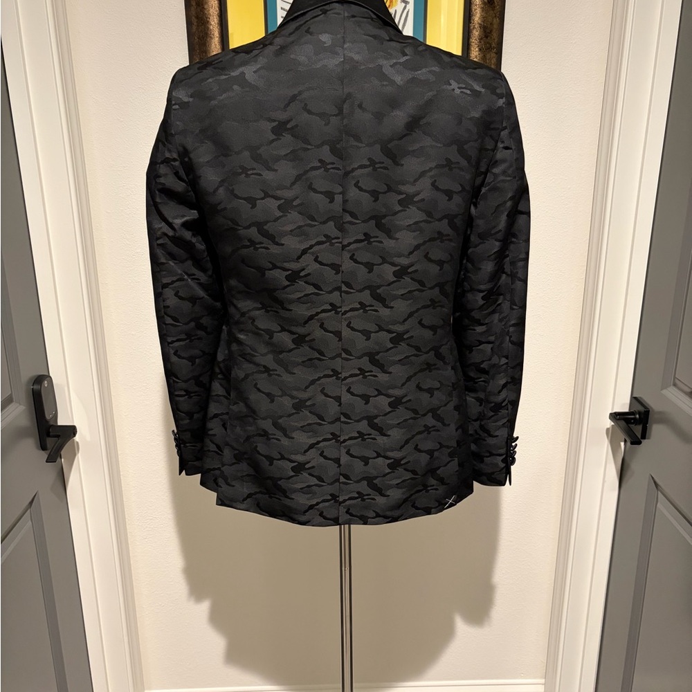Men's Savile Row Black Camouflage Blazer - Size 38R - Picture 3 of 5